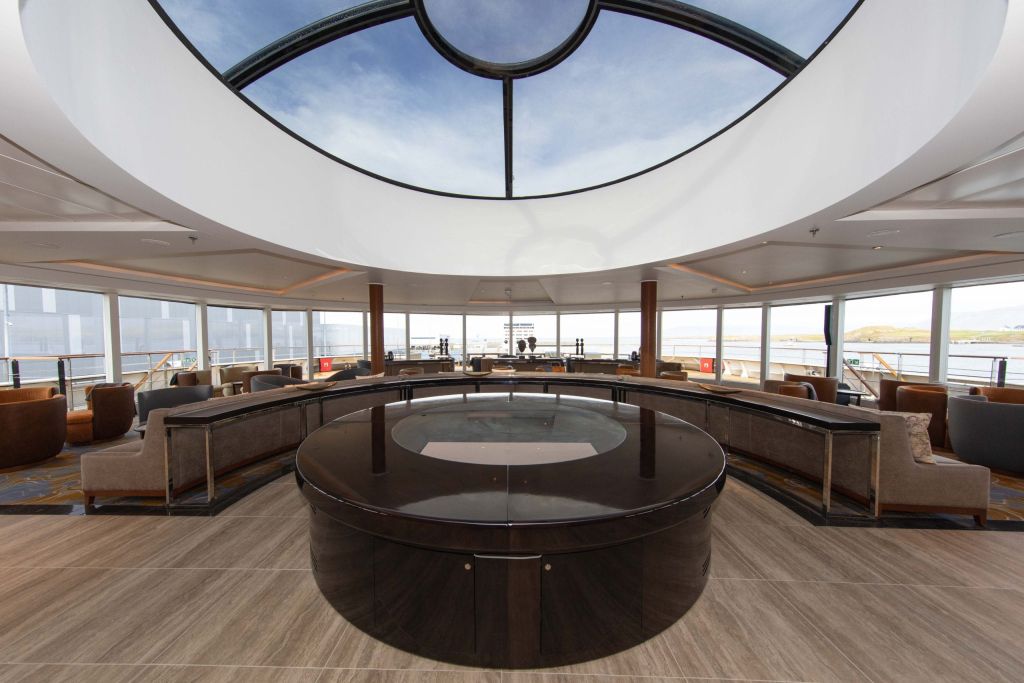 Quark Expeditions_World Explorer_Observation Lounge_(2)