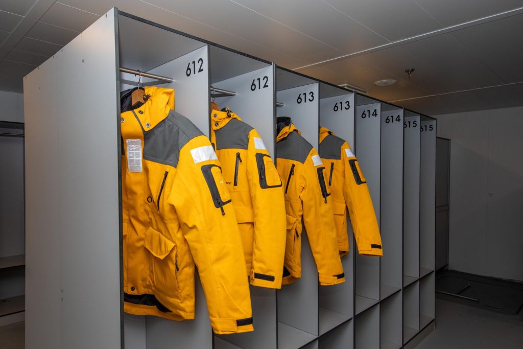 Quark Expeditions_World Explorer_Ready Room