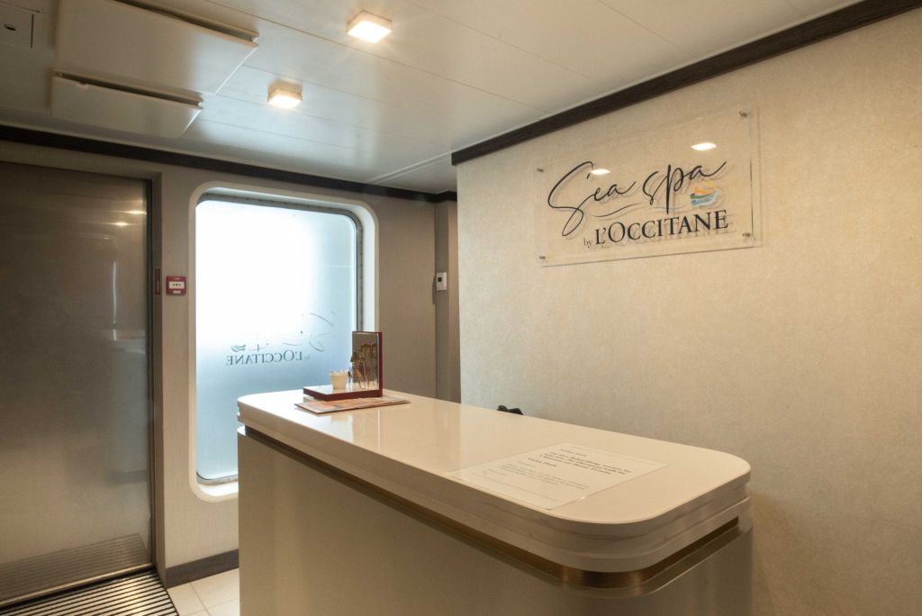 Quark Expeditions_World Explorer_Spa (2)
