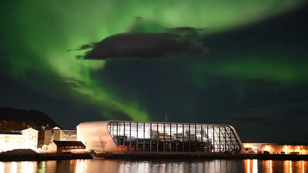 Aurora Borealis Over Hurtigruten Museum Bj Rn Eide Hurtigrutemuseet 1200x675px