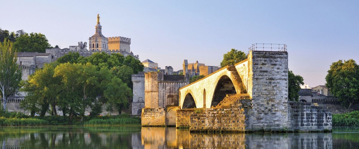 Emerald cruises avignon