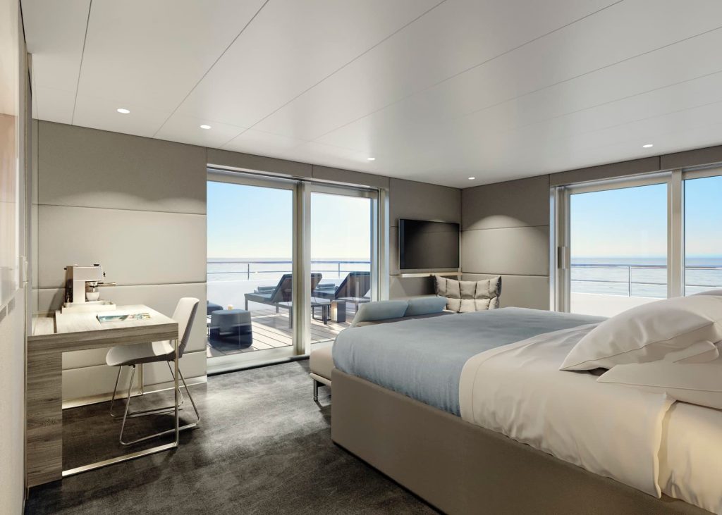 Emerald Azzurra Yacht Suite
