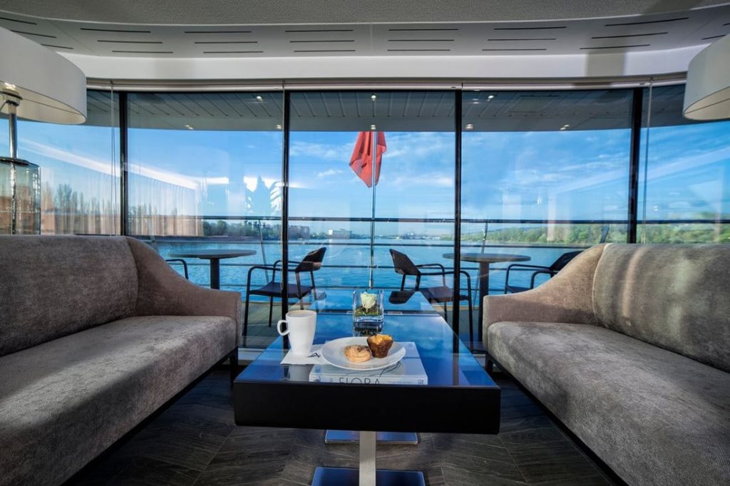 Avalon Envision Gallery Ship 1