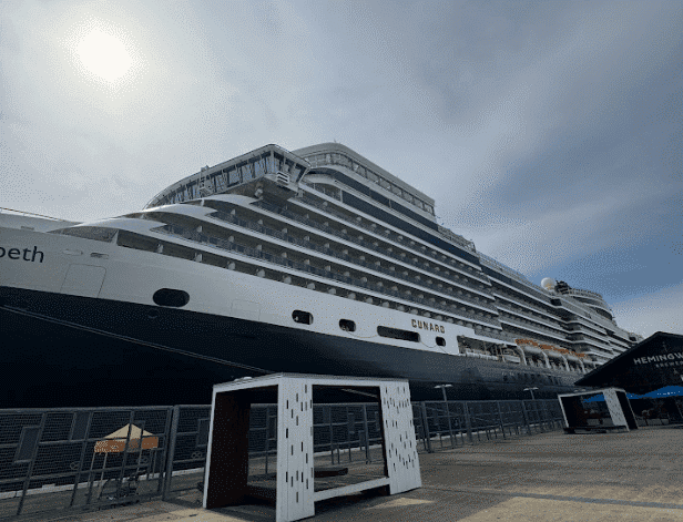 Cunard Queen Elizabeth