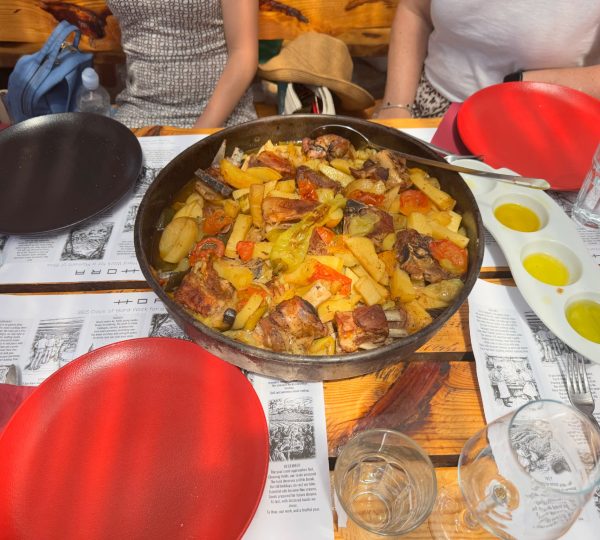 Traditional Peka Meal