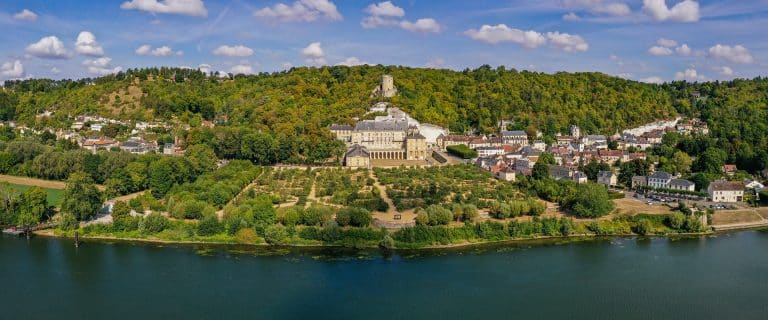 La Roche Guyon Emerald