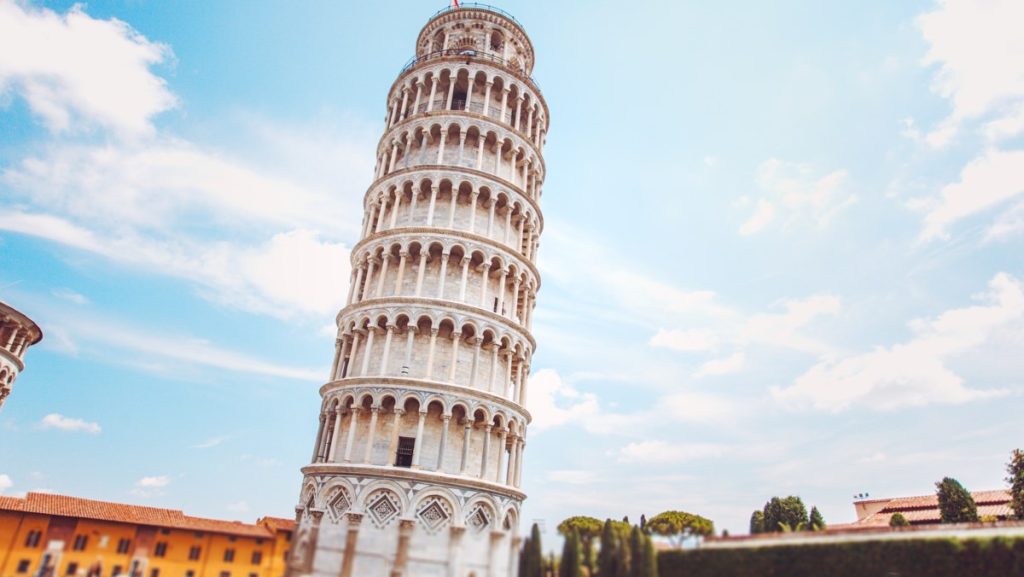 The Best of Italy with Uniworld – Airfare Credit + €300 onboard credit*