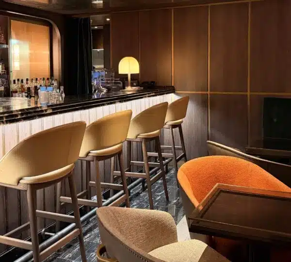 S.A.L.T. Bar