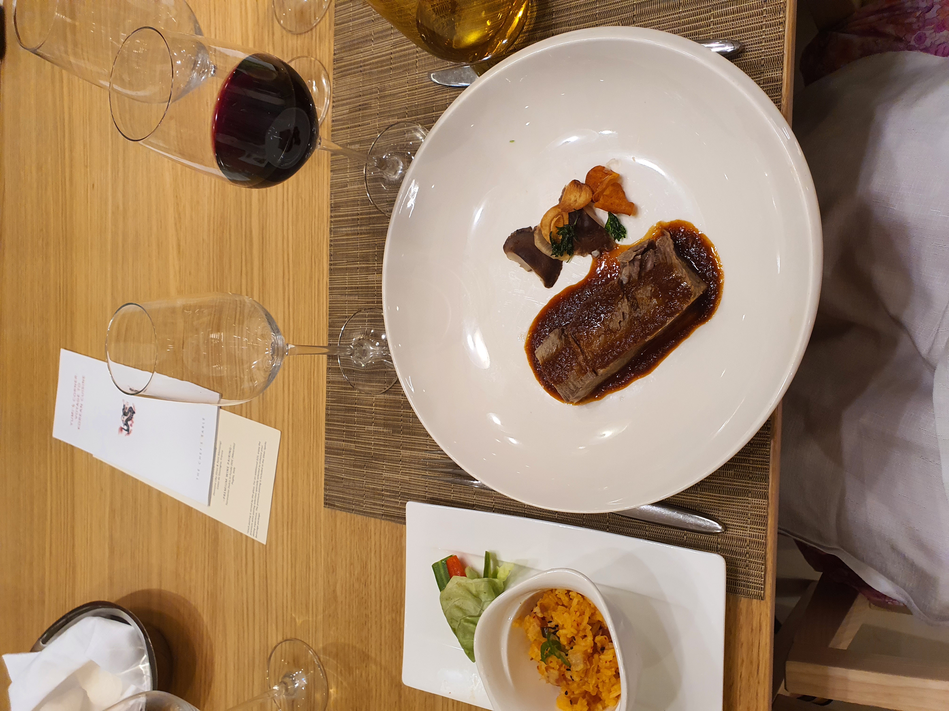 Viking Vela Dining