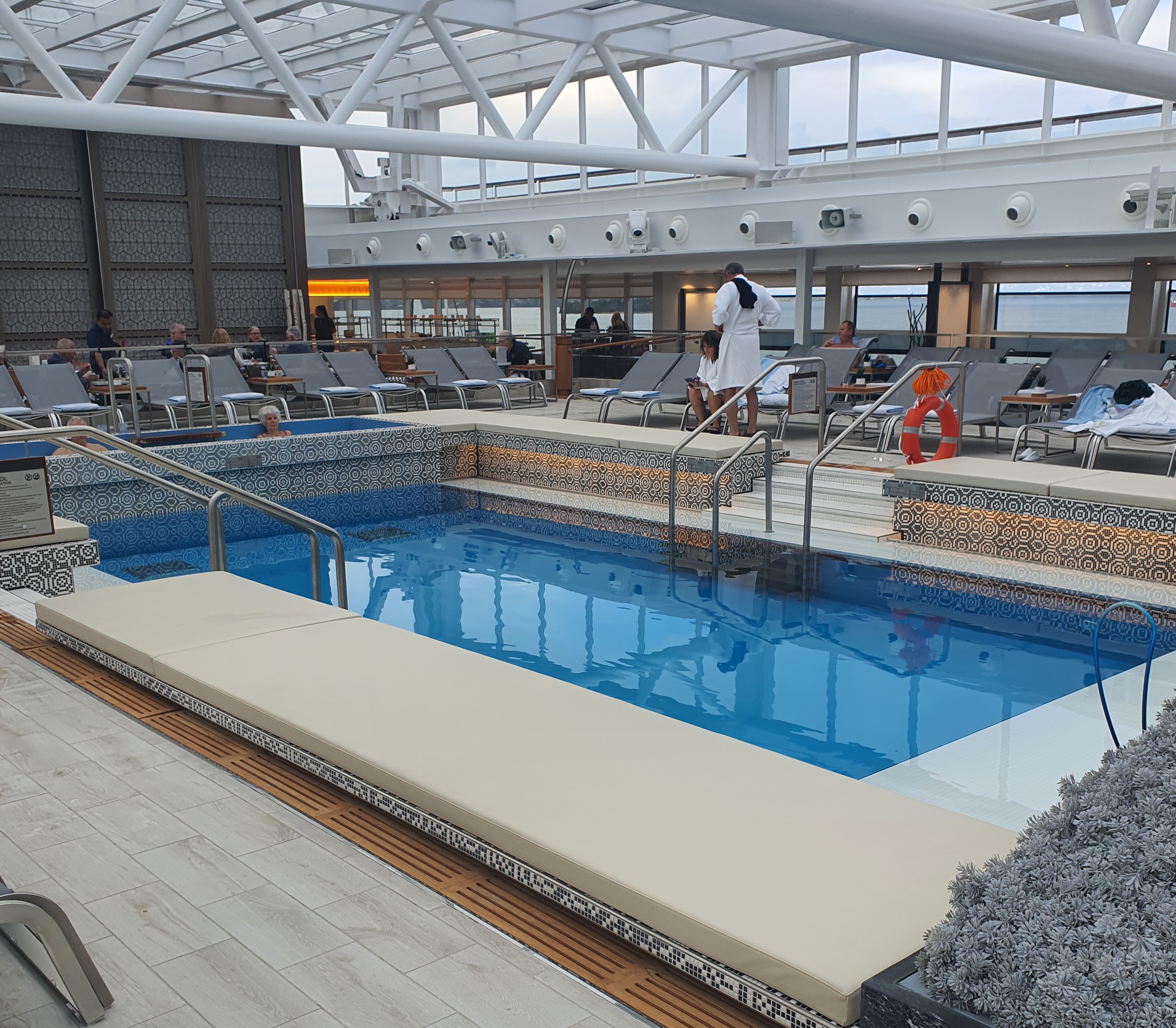 Swimming Pool Viking Vela