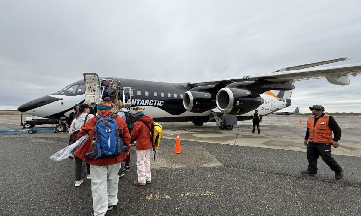 Antarctic Airways