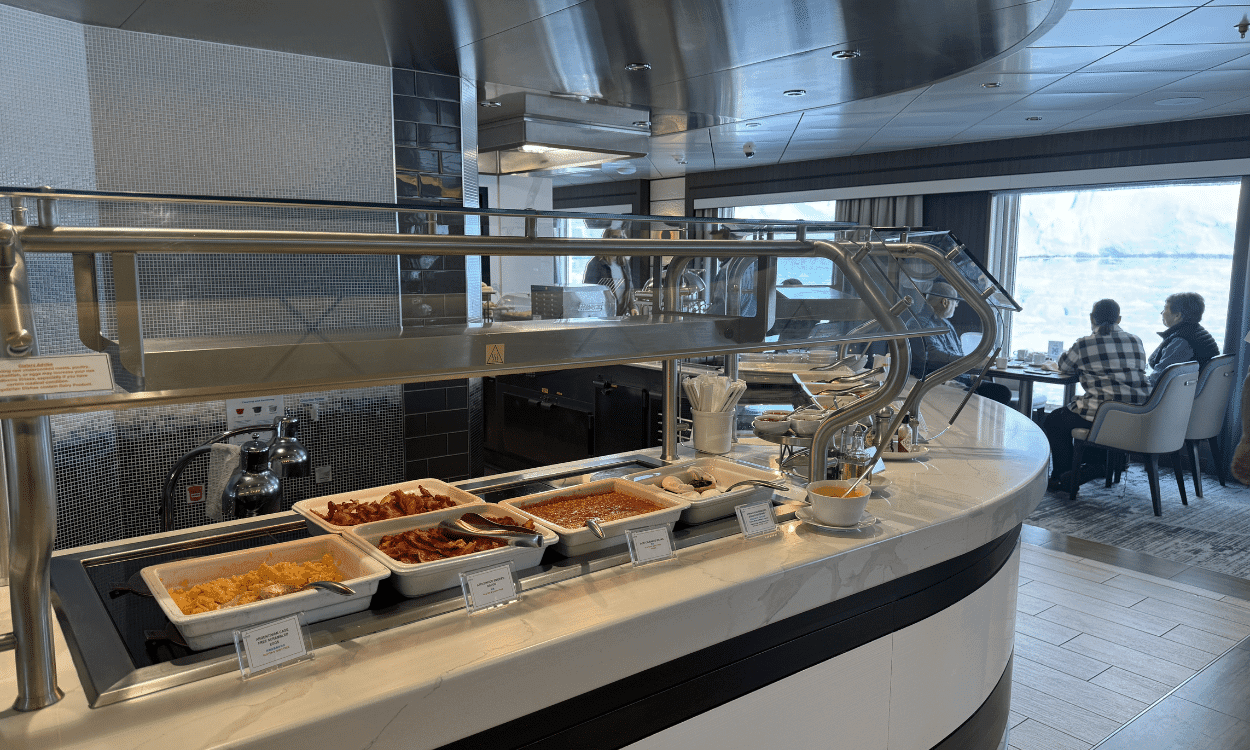 Gentoo Restaurant Aurora Expeditions