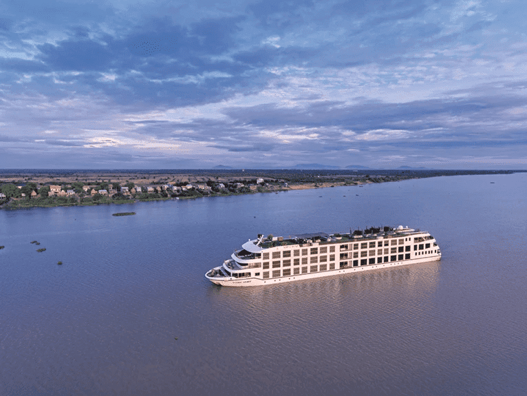 D-sr-Scenic_Spirit_Exterior