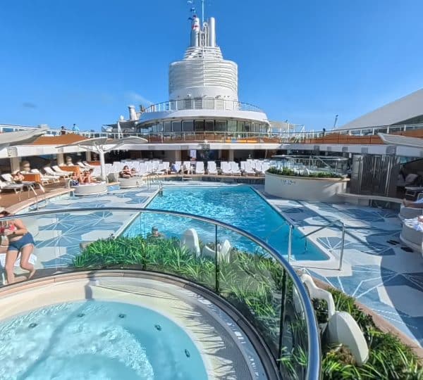Oceania Allura Pool Deck