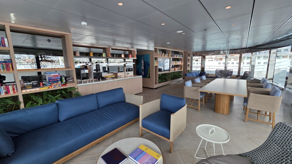 Observation Deck - Internal lounge on the Emerald Kaia