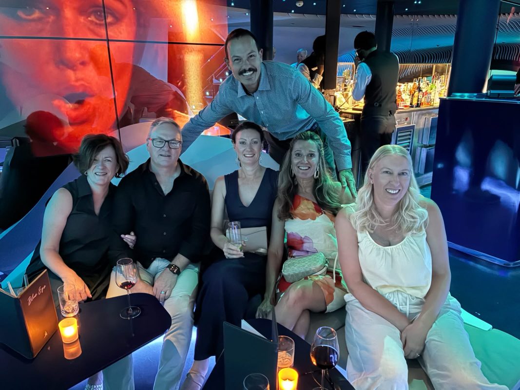Le Jacques Cartier Blue Eye Lounge