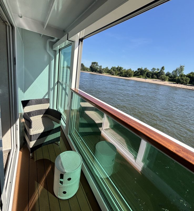 Balcony Cabin Scenic Pearl