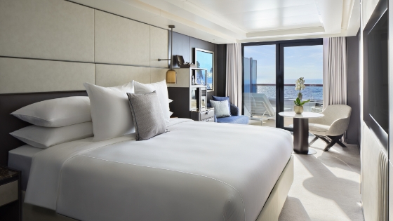 The Terrace Suite, Luminara