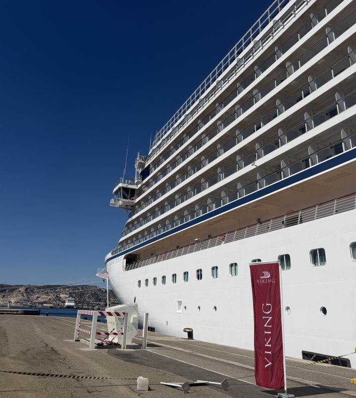 Viking Vesta Boarding
